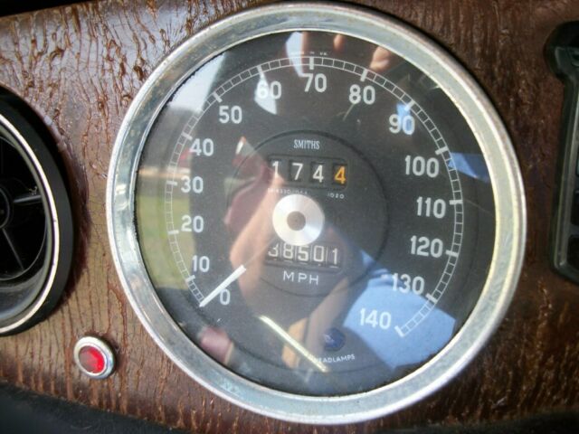 1971 Burgundy Jaguar XJ6 Sedan