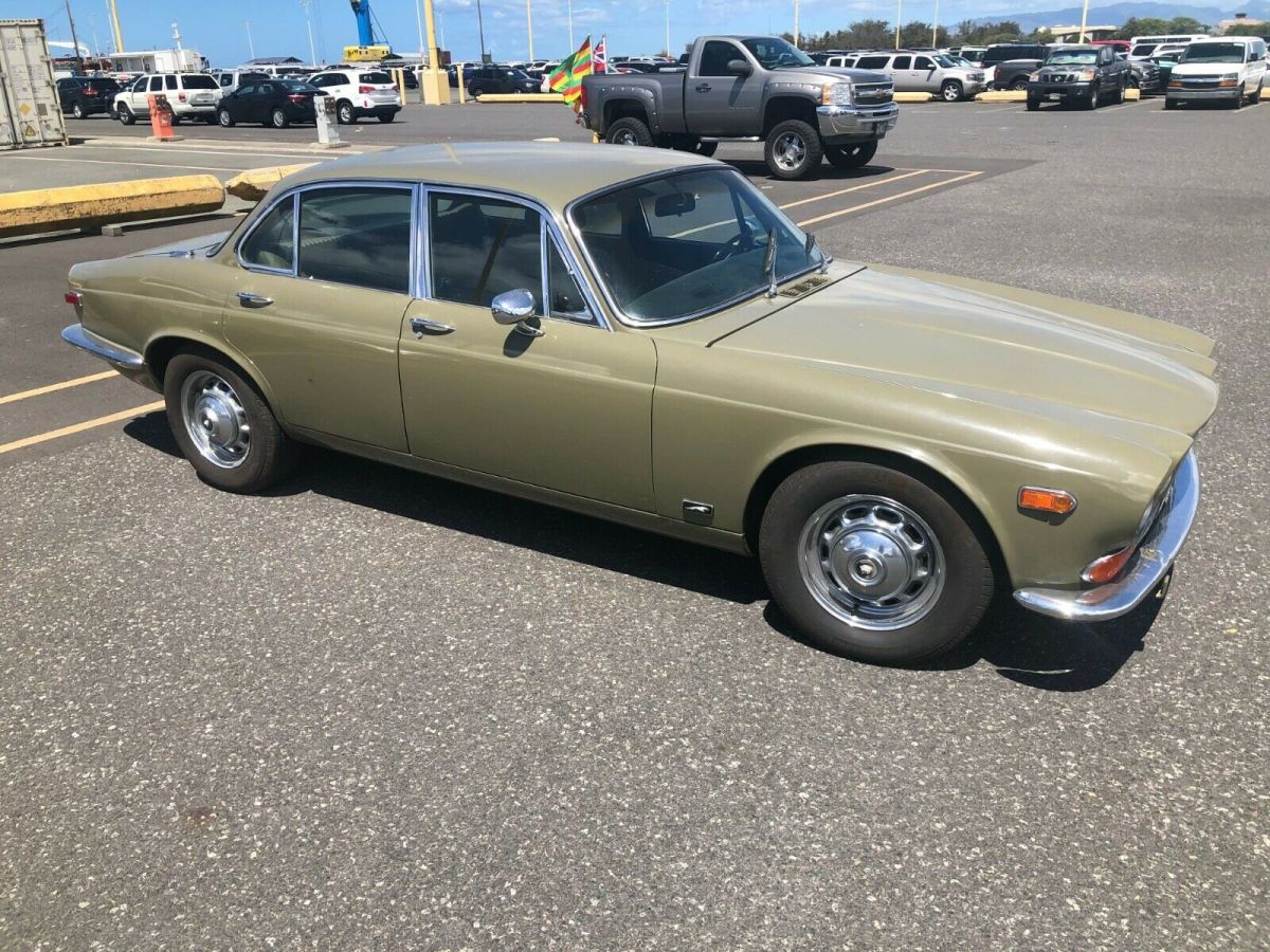 1973 Green Jaguar XJ6 Sedan