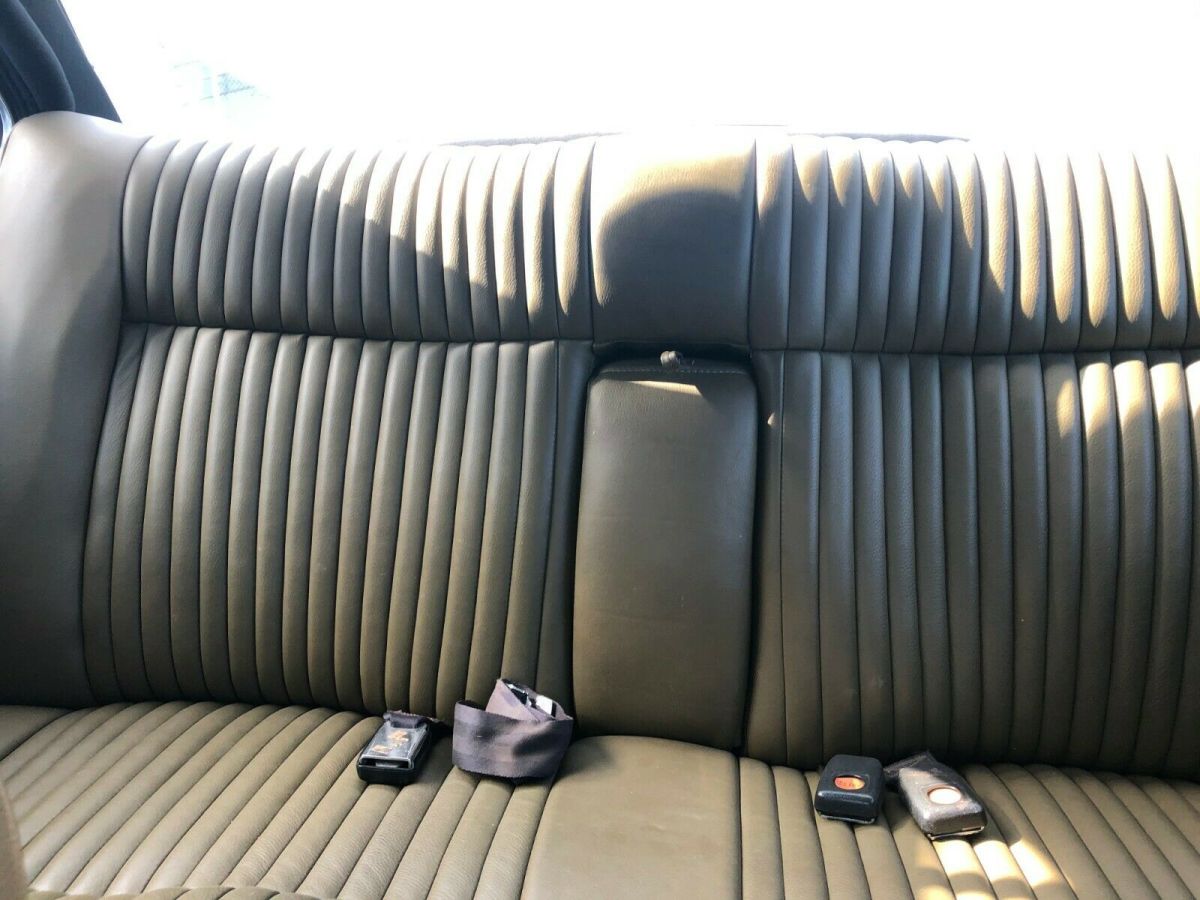 1973 Green Jaguar XJ6 Sedan