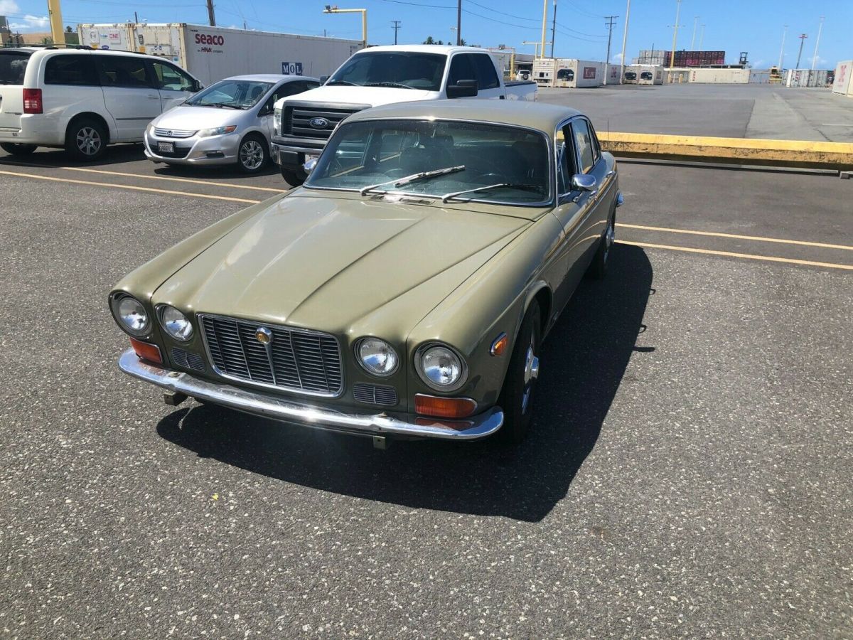 1973 Green Jaguar XJ6 Sedan