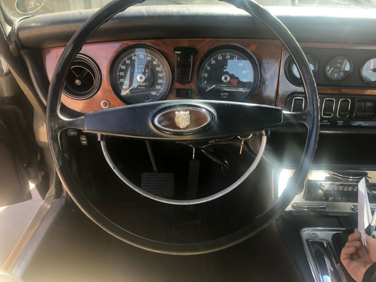 1973 Green Jaguar XJ6 Sedan