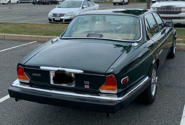 1986 Green Jaguar XJ6 Sedan