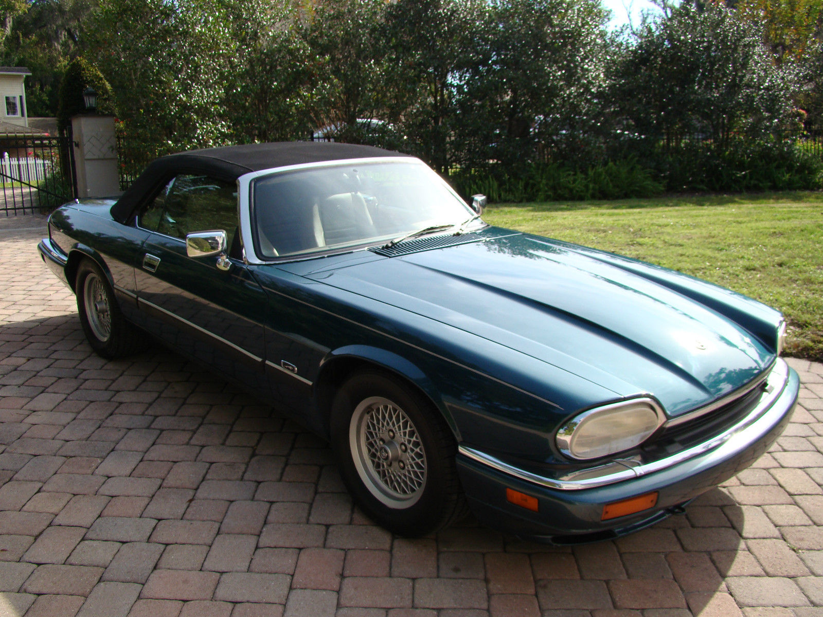 1994 BLUE/GREEN Jaguar XJS Convertible