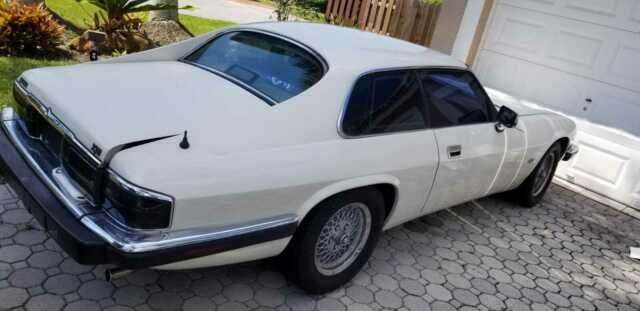 1993 White Jaguar XJS Coupe