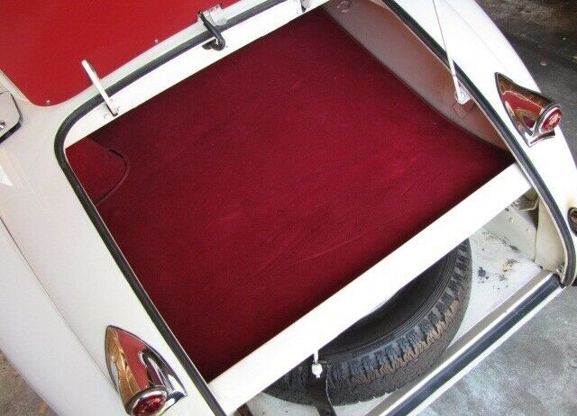 1952 White Jaguar XK Convertible