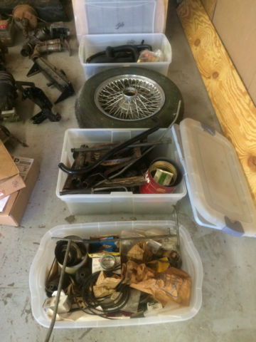 1973 SILVER Jaguar E-Type 2+2