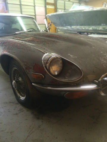 1973 SILVER Jaguar E-Type 2+2