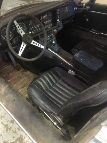 1973 SILVER Jaguar E-Type 2+2