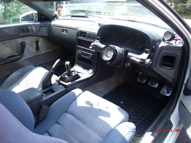 1987 White Mazda RX-7 Coupe
