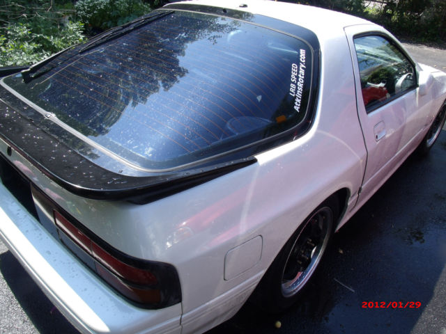 1987 White Mazda RX-7 Coupe