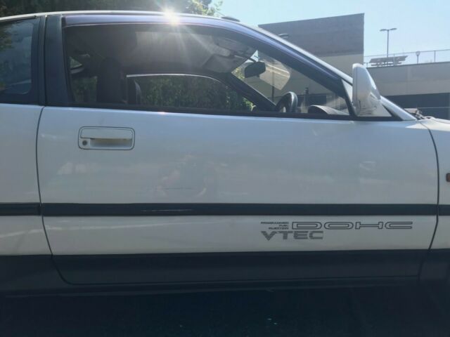 1990 White Honda CRX Hatchback