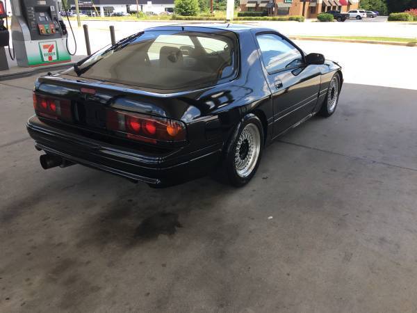 1990 Black Mazda RX-7 Coupe