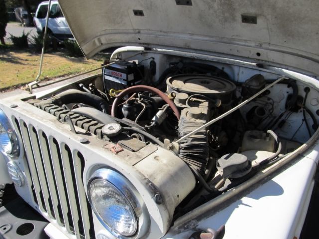 1985 White Jeep CJ SUV