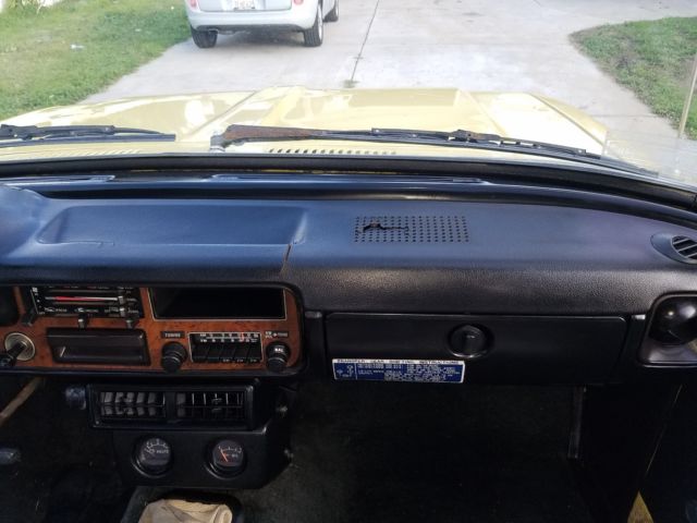1981 Yellow Toyota Other Pick up