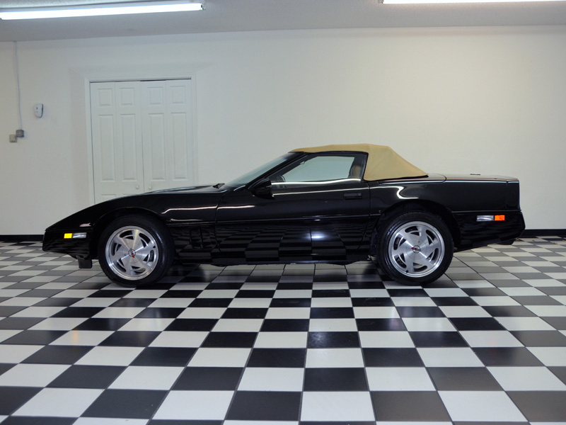 1989 BLACK Chevrolet Corvette CONVERTIBLE