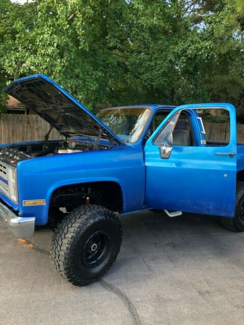 1985 Blue Chevrolet C/K Pickup 1500 Short Bed