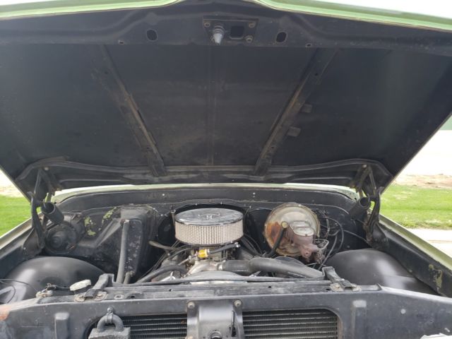 1972 Green Chevrolet C-10 Standard Cab Pickup