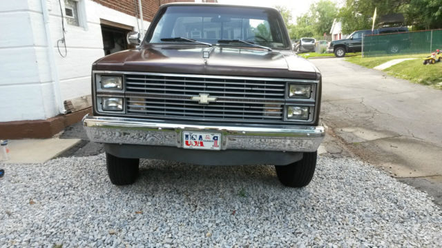 1983 brown Chevrolet Other Pickups