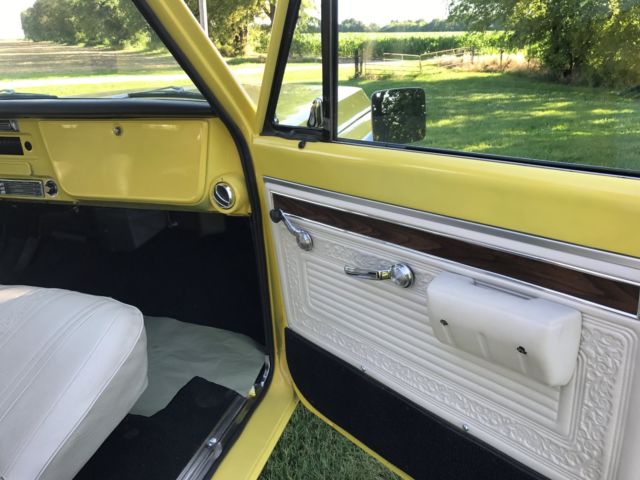 1971 Yellow Chevrolet Blazer Convertible