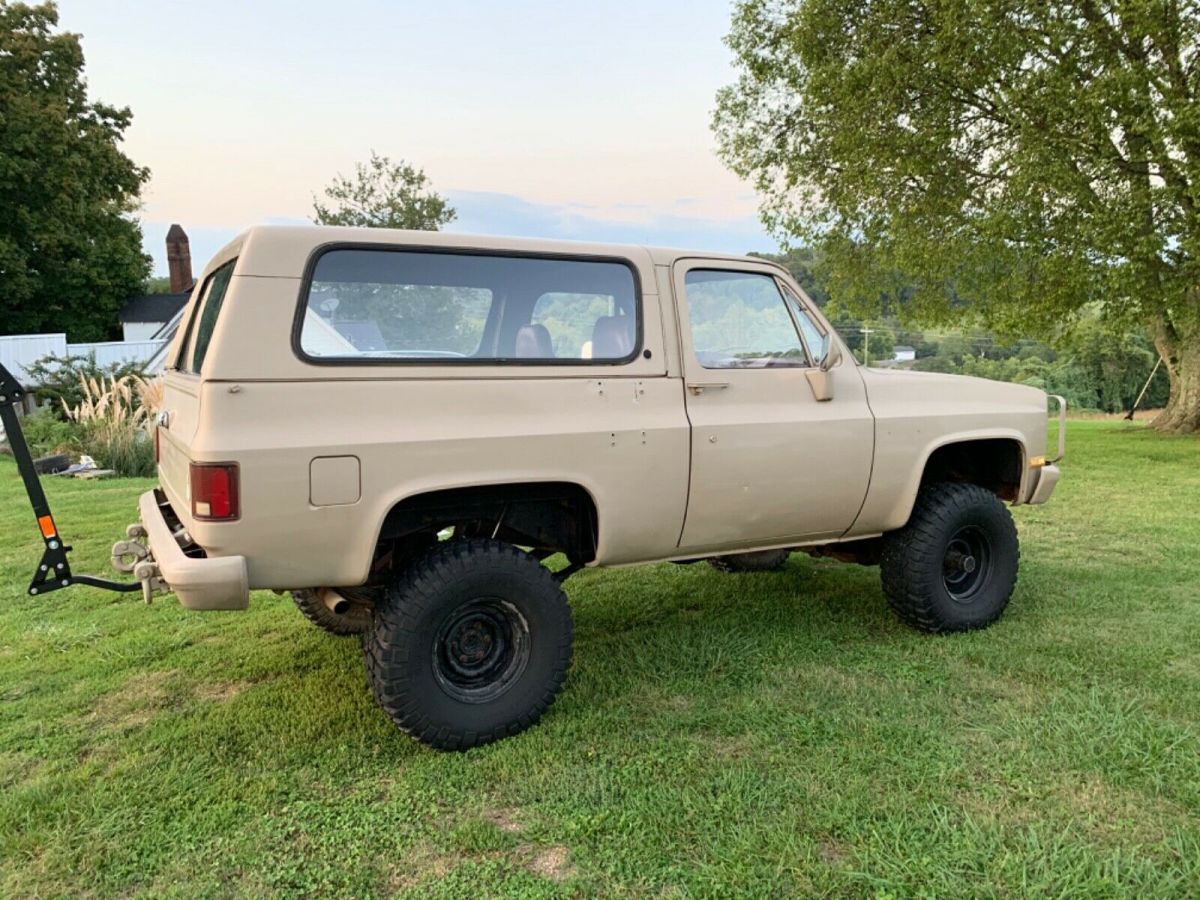 1985 Tan Chevrolet Blazer SUV