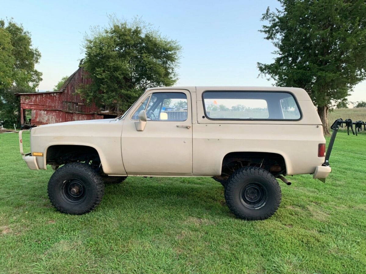 1985 Tan Chevrolet Blazer SUV