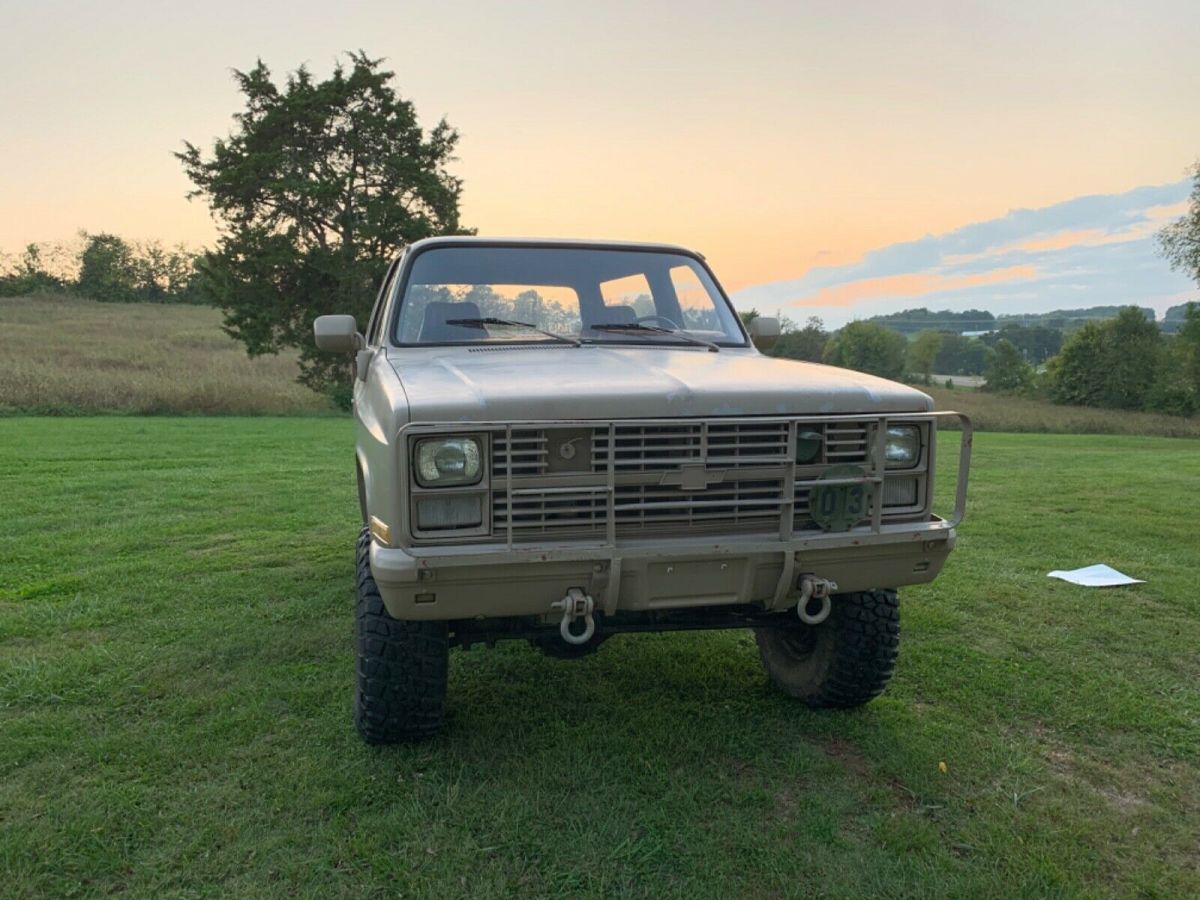 1985 Tan Chevrolet Blazer SUV