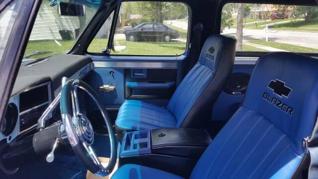 1981 Blue Chevrolet Blazer