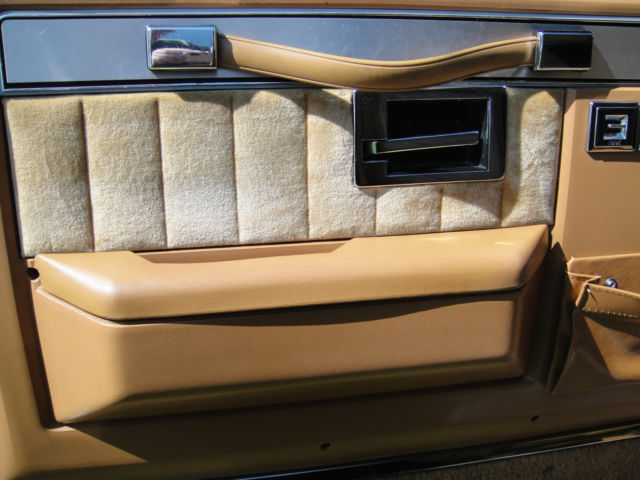 1991 Black/Bronze Chevrolet Blazer SUV