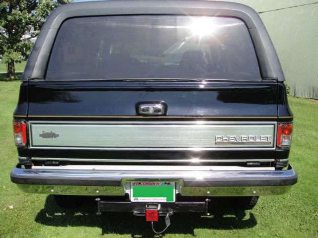 1991 Black/Bronze Chevrolet Blazer SUV