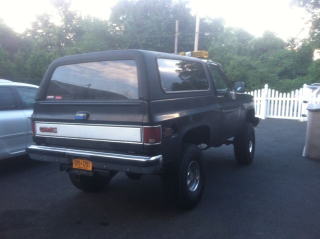 1986 Black GMC Jimmy SUV