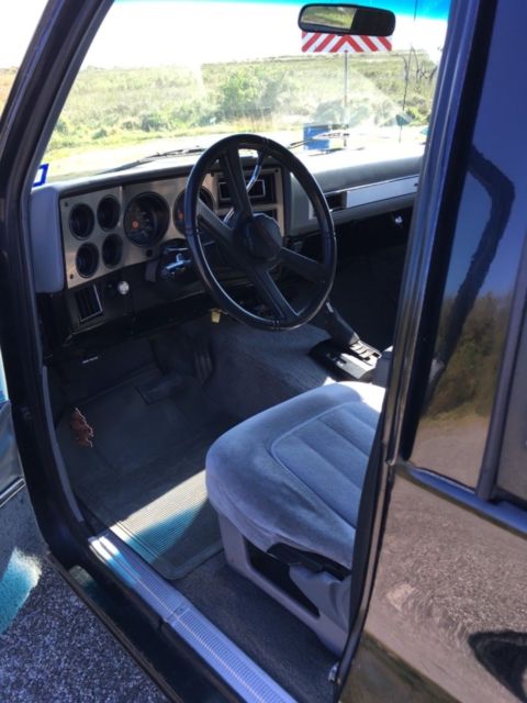1989 Black Chevrolet Blazer SUV