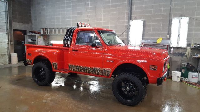 1968 Orange / black Chevrolet C-10 Stepside single cab