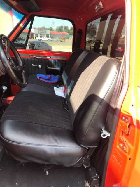 1968 Orange / black Chevrolet C-10 Stepside single cab