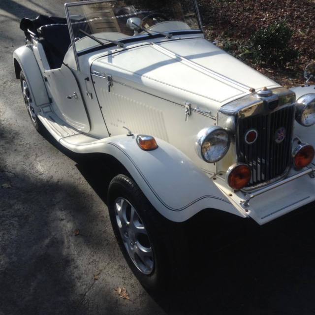 1971 White MG kit car Convertible