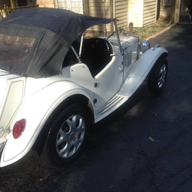 1971 White MG kit car Convertible