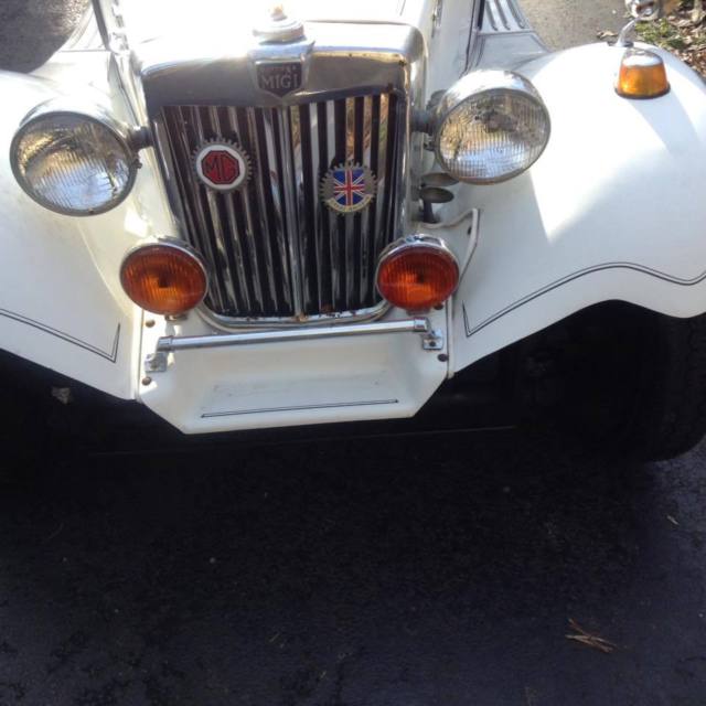 1971 White MG kit car Convertible