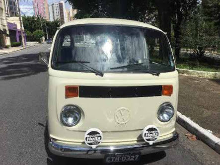 1978 White Volkswagen Bus/Vanagon