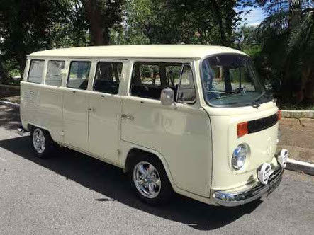 1978 White Volkswagen Bus/Vanagon