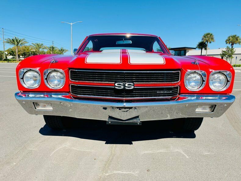 1970 Red Chevrolet Chevelle --