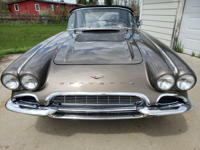 1961 Fawn Chevrolet Corvette Convertible