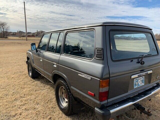 1989 Gray Toyota Land Cruiser SUV