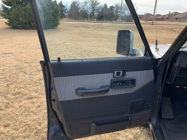 1989 Gray Toyota Land Cruiser SUV