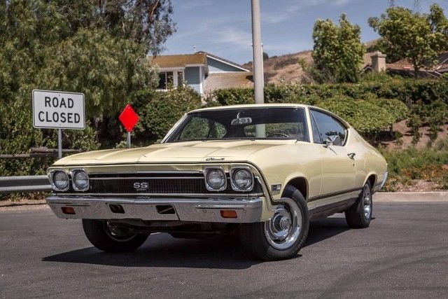 1968 Yellow Chevrolet Chevelle Coupe