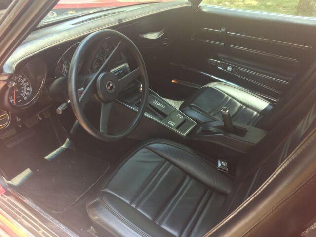 1977 Red Chevrolet Corvette Coupe