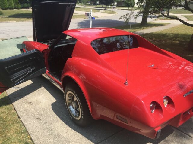 1977 Red Chevrolet Corvette Coupe