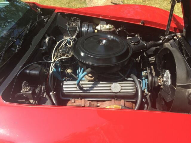 1977 Red Chevrolet Corvette Coupe