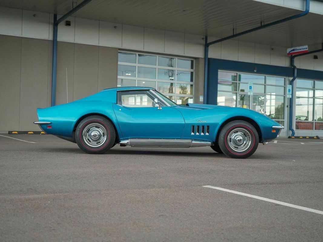 1969 -- Chevrolet Corvette --