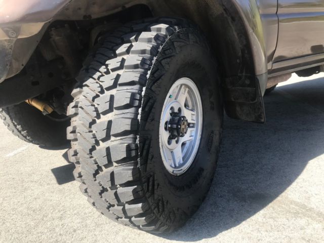 1992 Brown Toyota Land Cruiser SUV