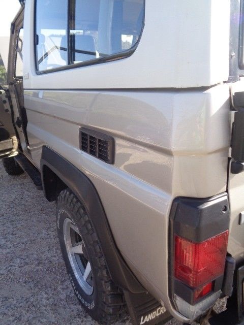 1989 Champaigne Toyota Land Cruiser SUV