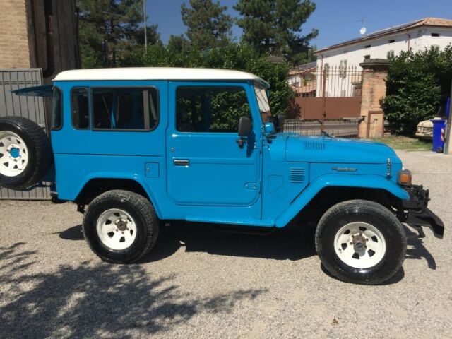 1980 Blue Toyota Land Cruiser SUV